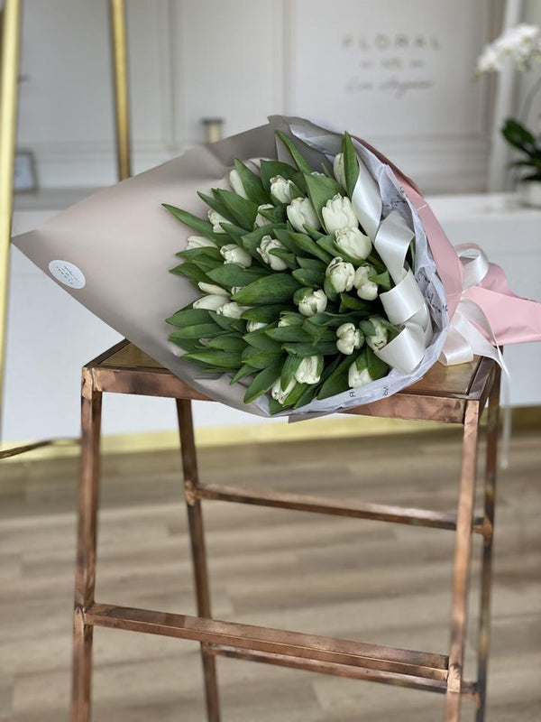 How To Send Tulips In Los Angeles?