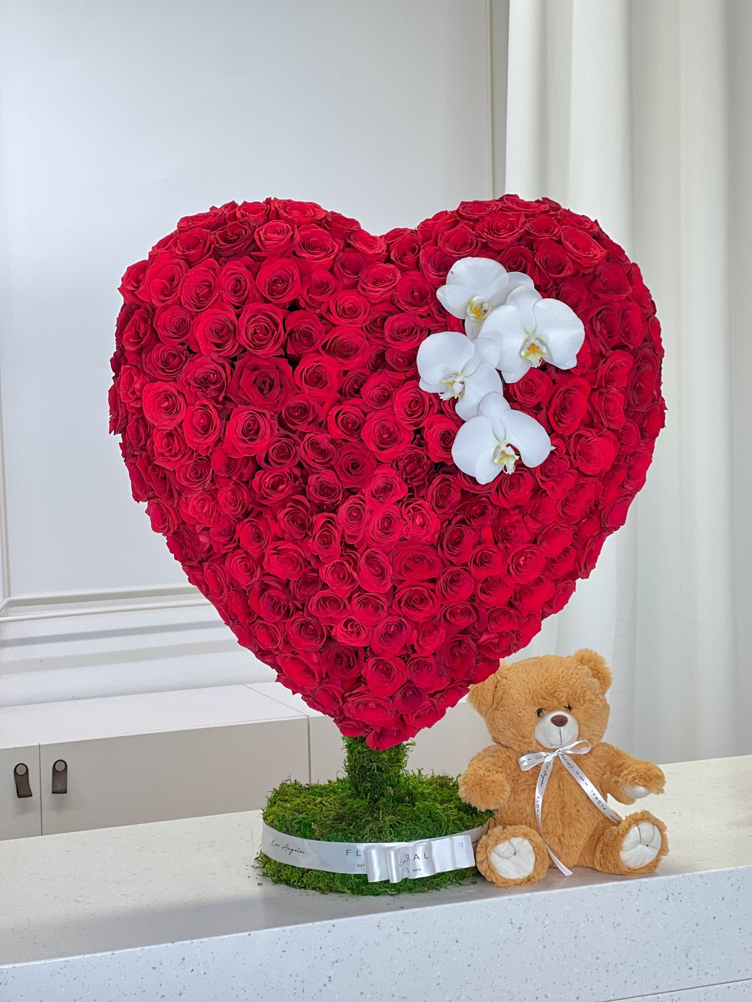 Flower for Valentine's Day, Deliver Valentine's Day Flowers Studio City