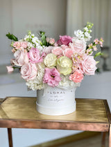 NO.577 - ROSES & LISIANTHUSIS - order in Flower Shop N5 LA