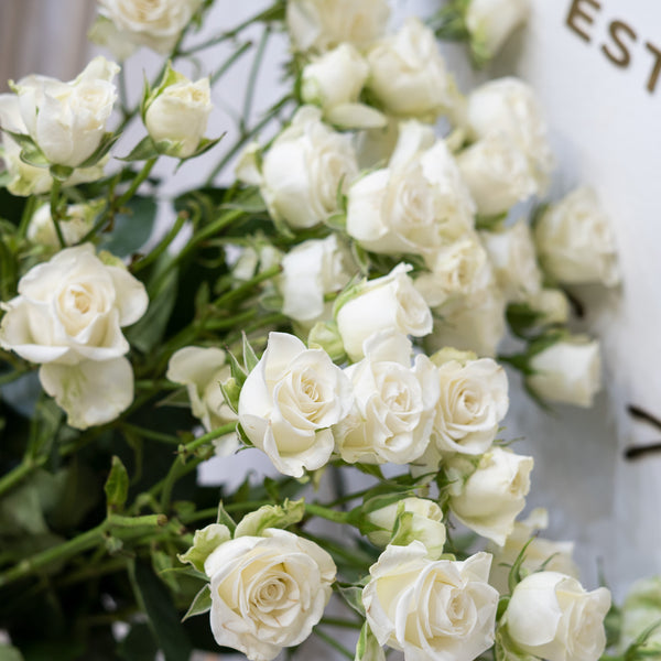 Wedding Bliss in LA: Choosing the Perfect Flowers for Your Big Day