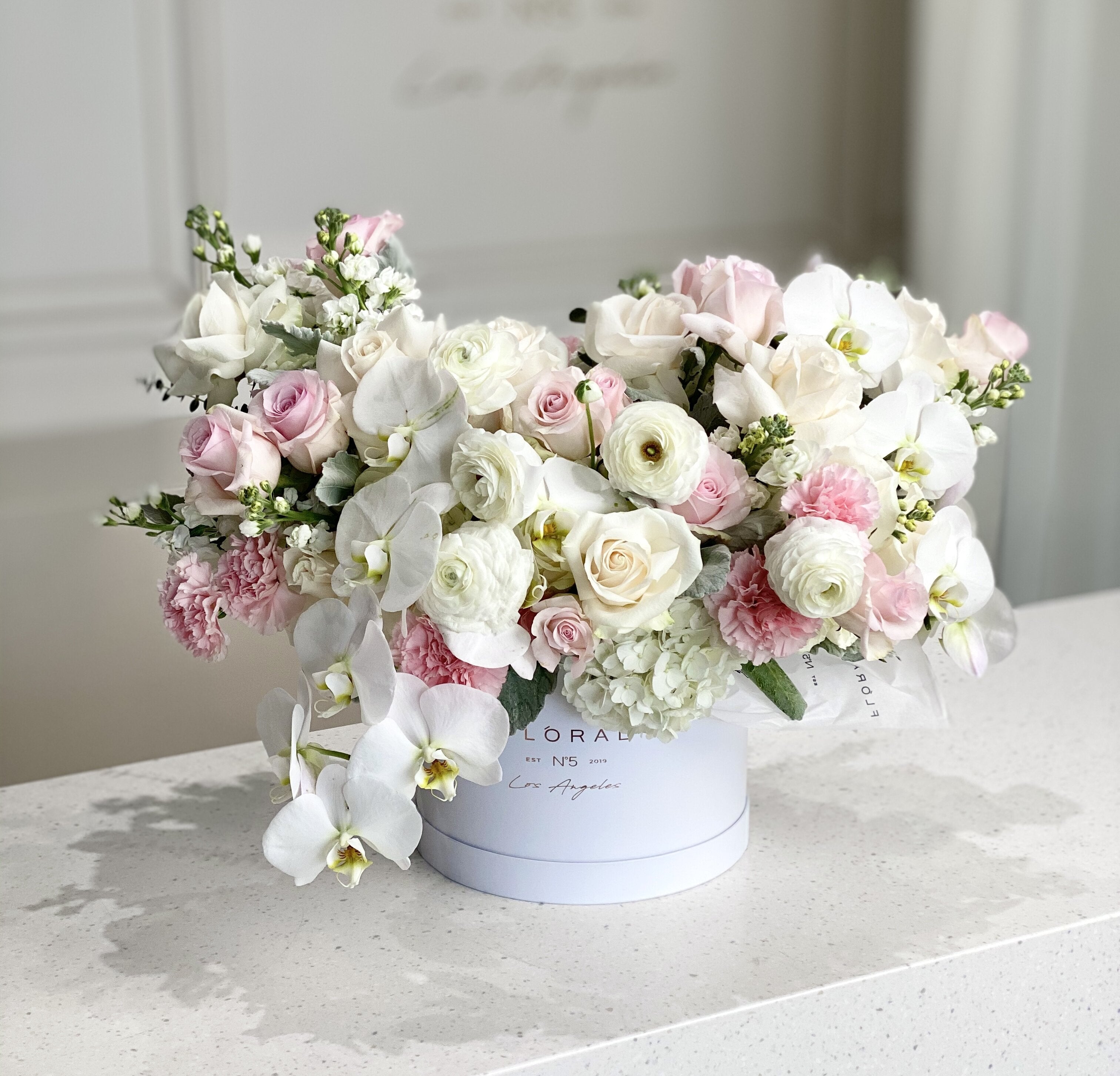 Flowers Boxes, Box Flowers Delivery in Studio City, Los Angeles, CA ...