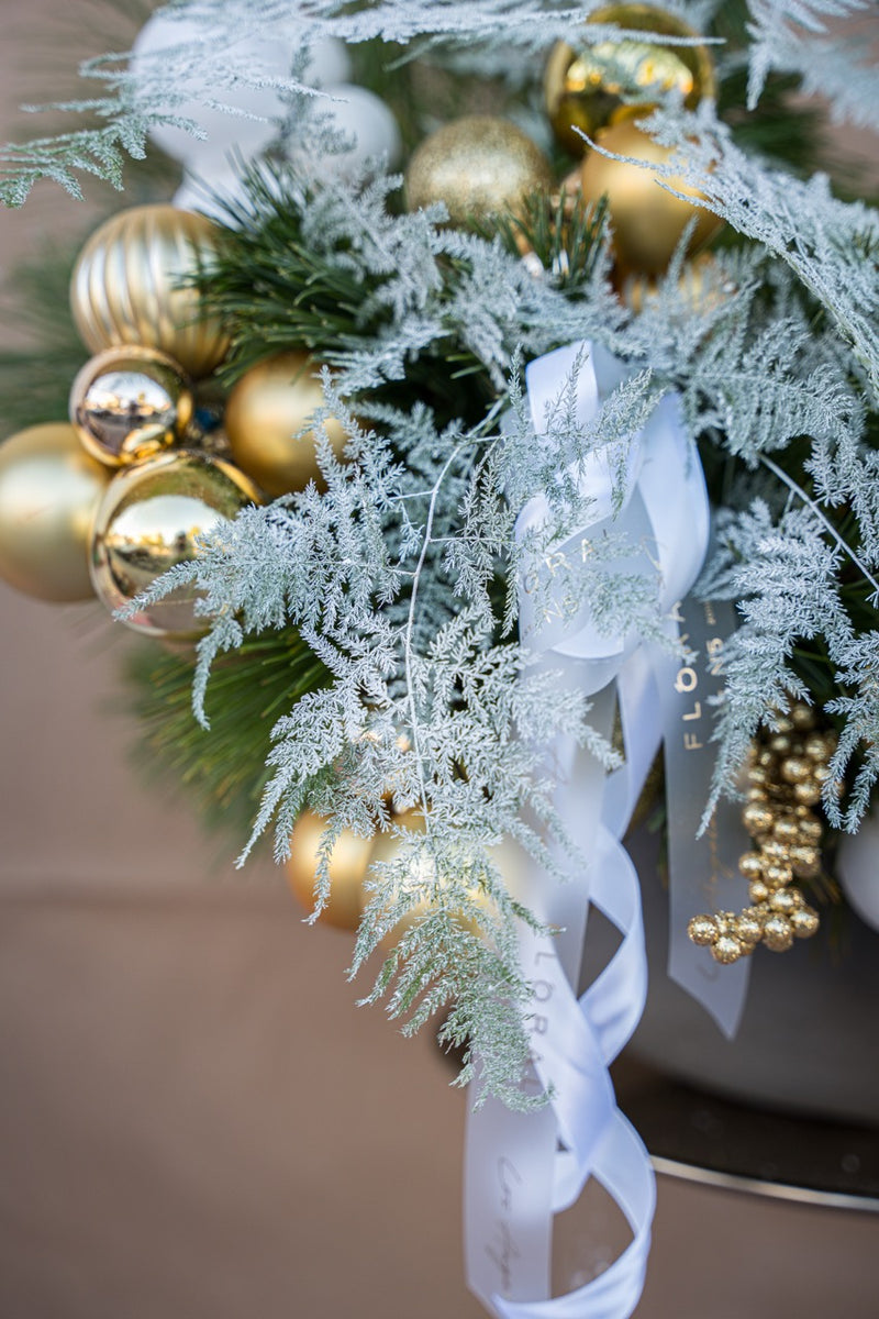 NO. 245 - GOLDEN AND WHITE CHRISTMAS ARRANGEMENT