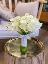 Wedding bouquet of white calla lilies