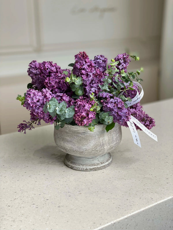 Lilac In A Ceramic Vase [MD] - order in Flower Shop N5 LA