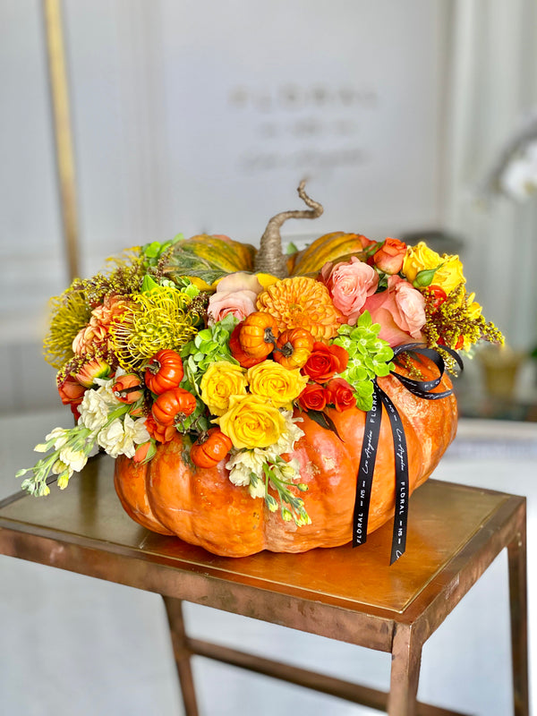 No.265 - Giant Pumpkin With Flowers - order in Flower Shop N5 LA