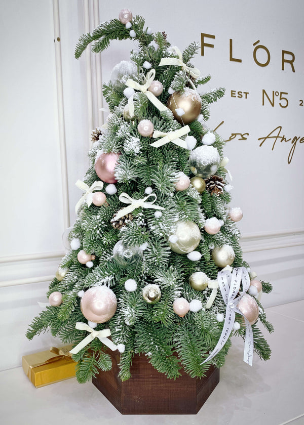 No.8 Pink Christmas Tree - order in Flower Shop N5 LA