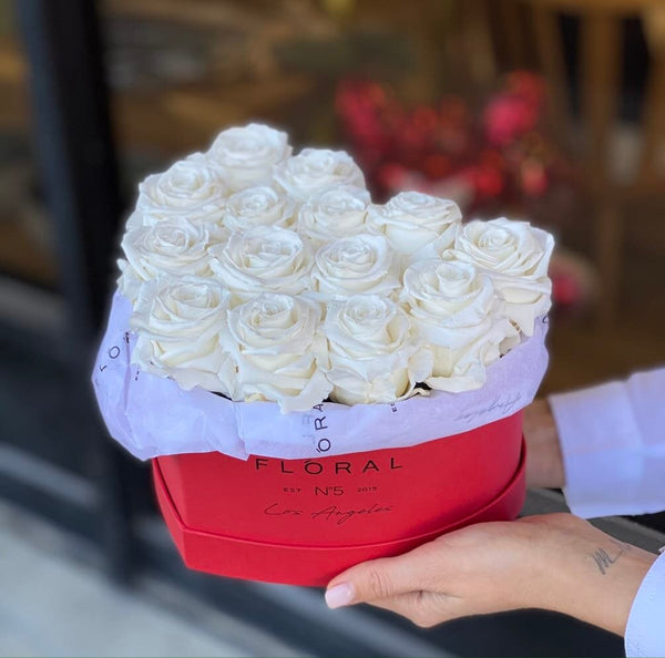 NO.235 - WHITE ETERNAL ROSES IN THE HEART BOX - order in Flower Shop N5 LA
