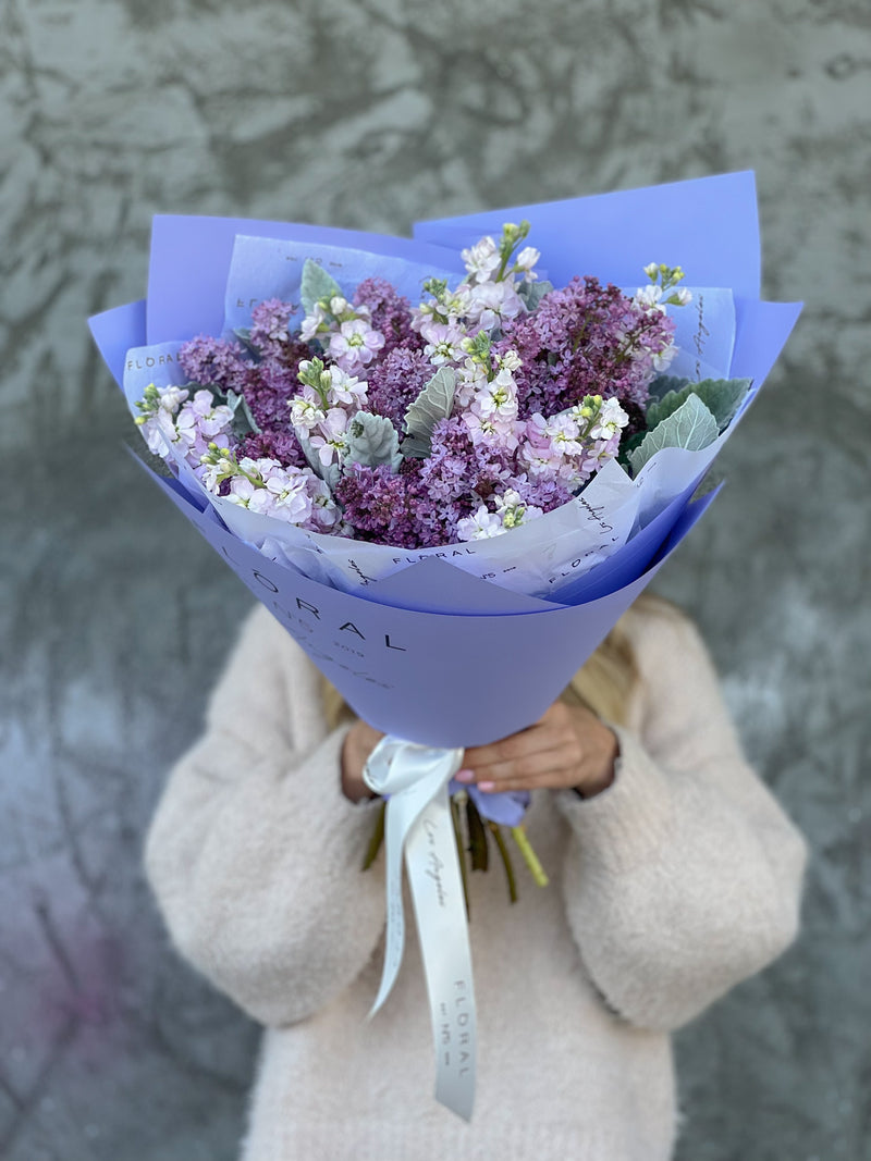 Violet Dreams - order in Flower Shop N5 LA